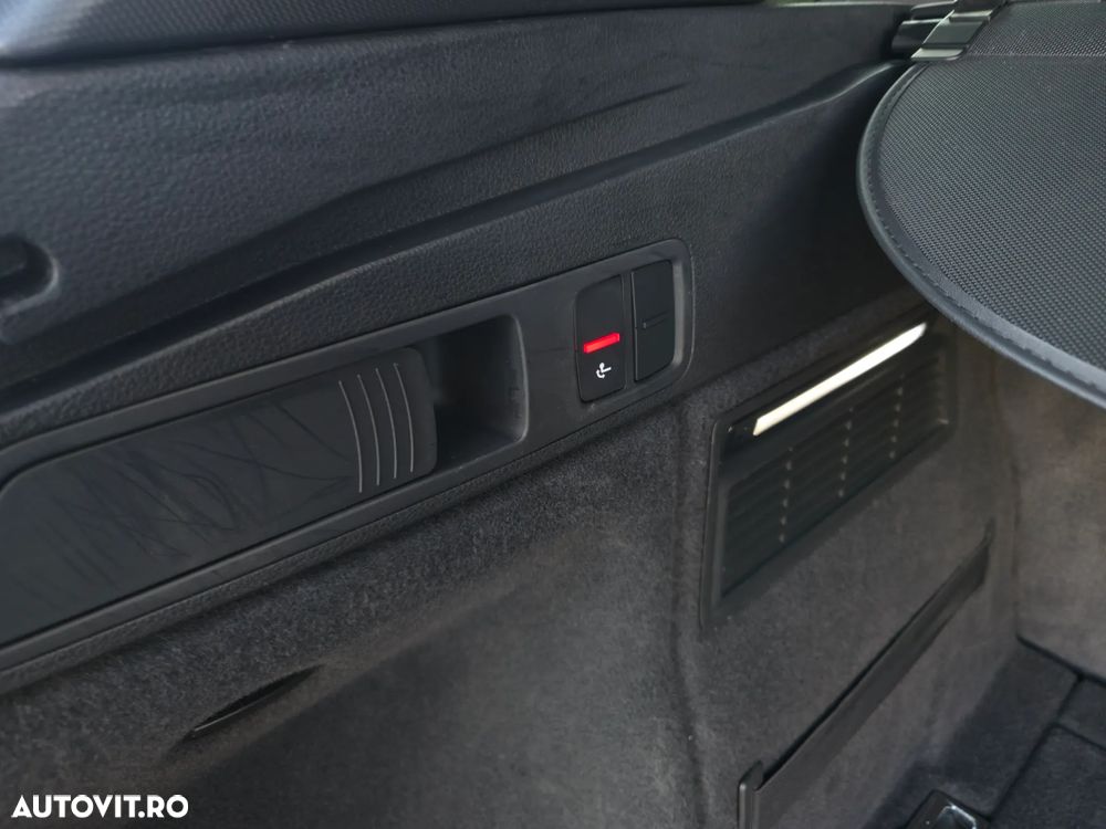 Audi Q5 2.0 40 TDI quattro S tronic Sport - 25