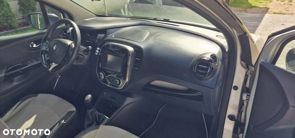 Renault Captur ENERGY dCi 90 Start&Stop Luxe - 11