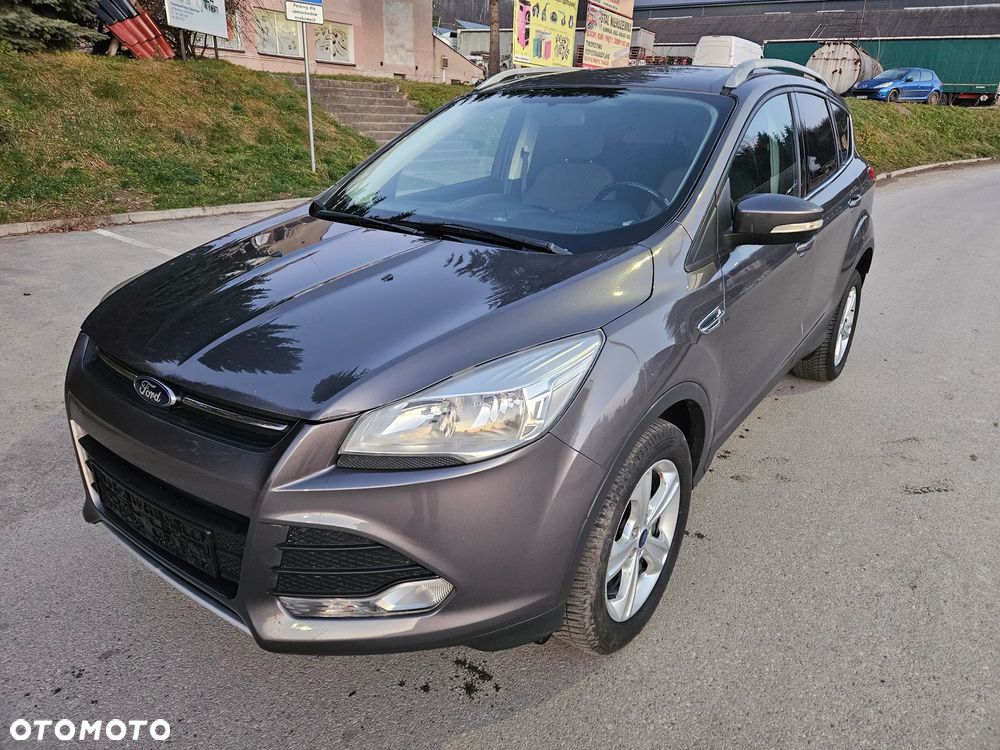 Ford Kuga - 2