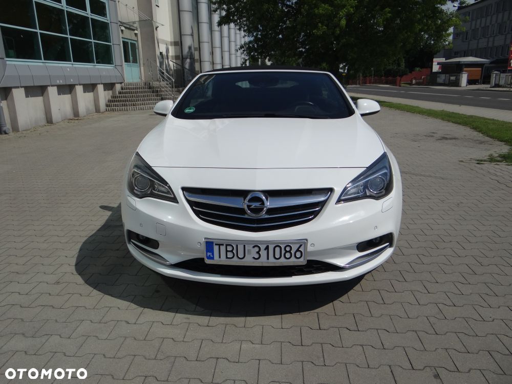 Opel Cascada 1.6 ECOTEC DI Turbo ecoFLEX Start/Stop Edition - 2