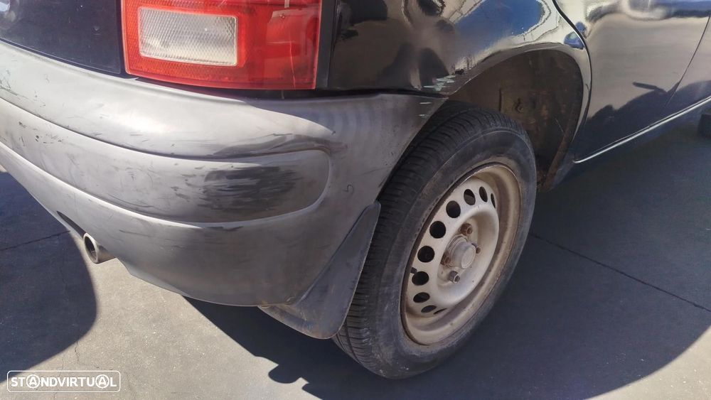 Pára-choques trás NISSAN Micra II (K11) - 2