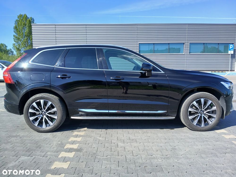 Volvo XC 60 B4 D AWD Plus Bright - 5
