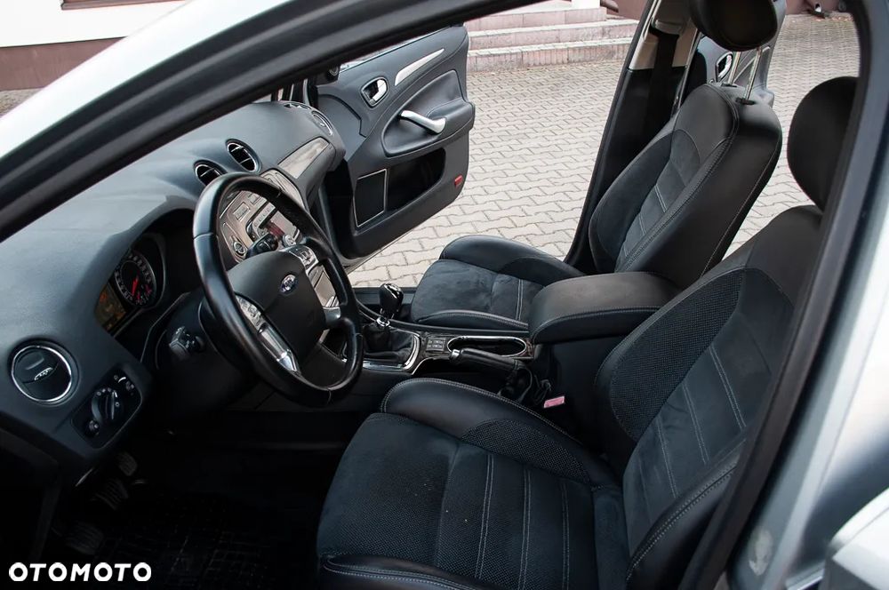 Ford Mondeo 2.0 TDCi Viva Titanium - 35