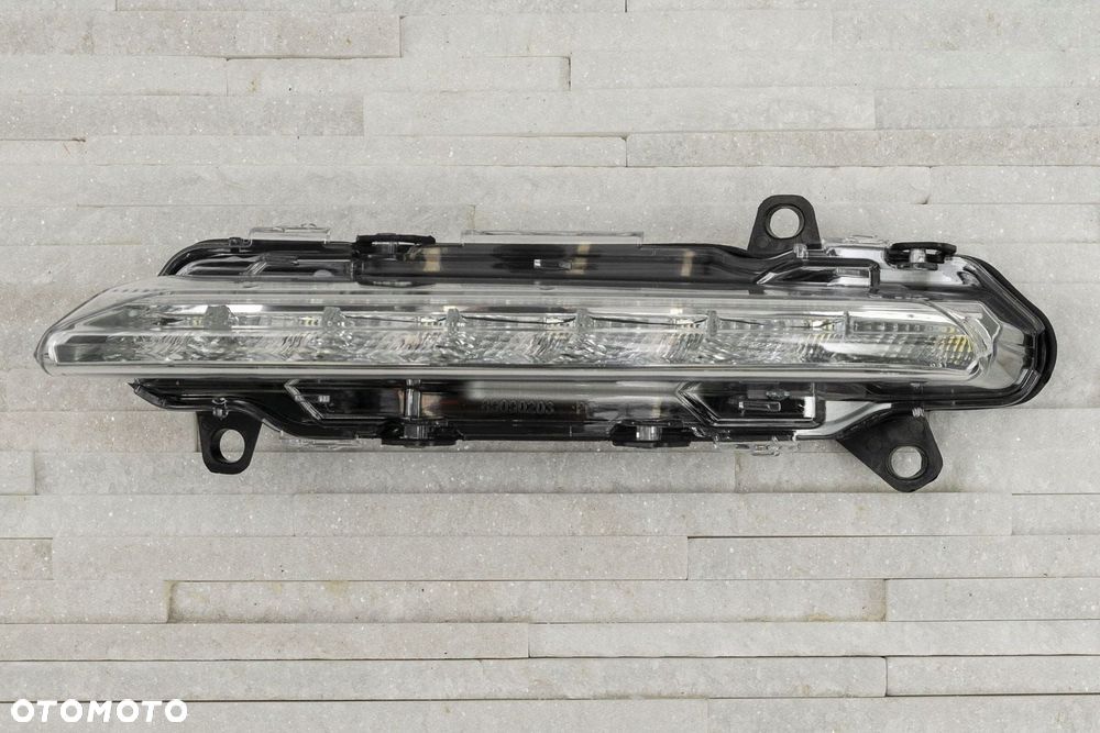 mercedes r w251 2005-13 lewe światło do jazdy dziennej drl led a221820 - 4