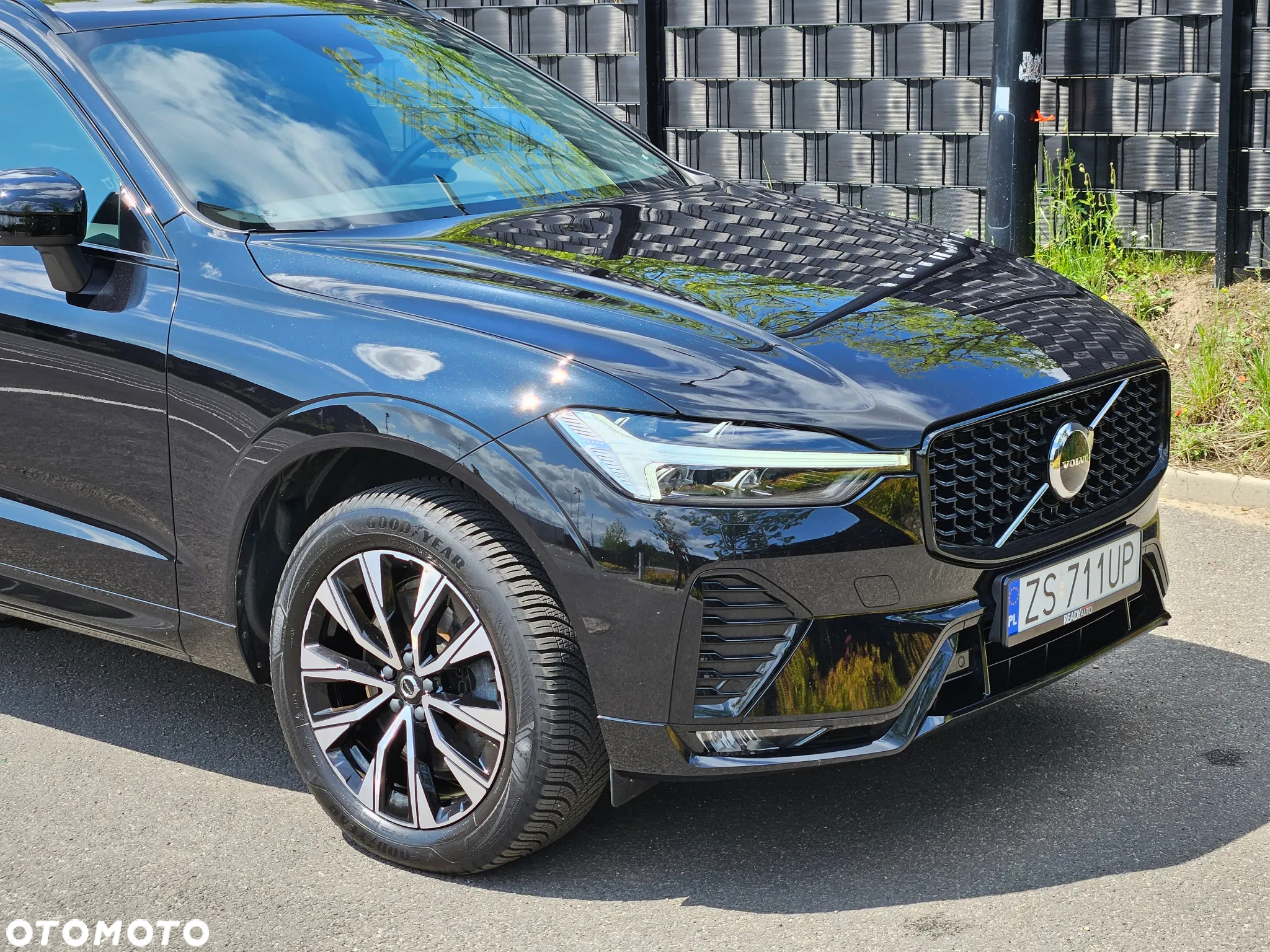 Volvo XC 60 B4 D AWD Plus Dark - 13