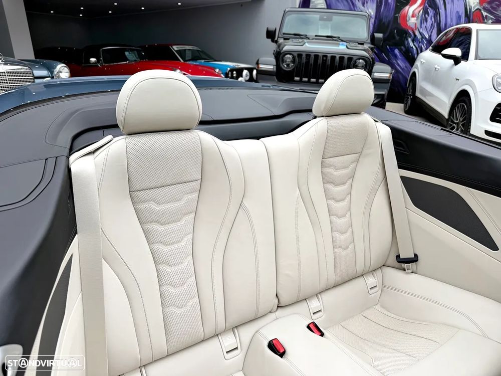 BMW 840 d xDrive Pack M - 35