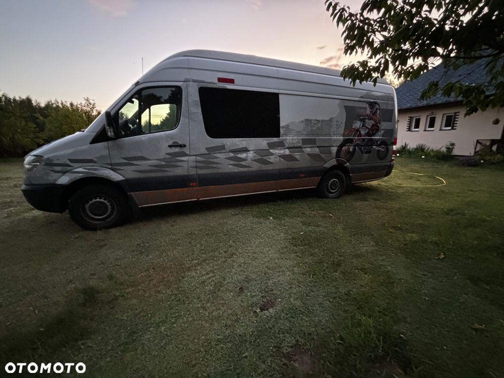 Mercedes-Benz Sprinter - 5