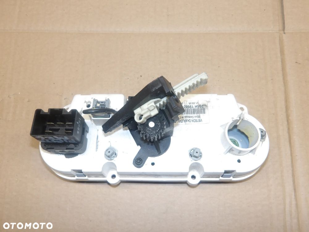 FORD FIESTA MK6 1.3B PANEL STEROWANIA NAWIEWU 2S6H19980BD - 2