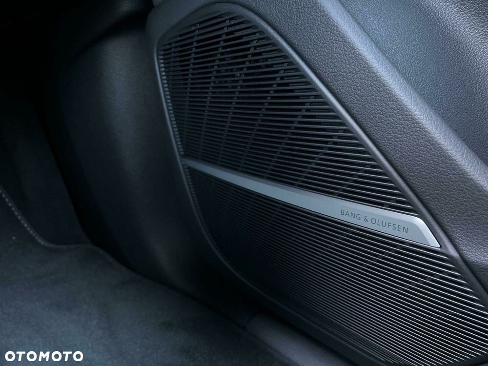 Audi Q8 TFSI e PHEV 360 kW Quattro Tiptronic - 18