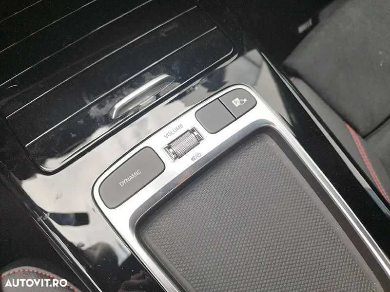 Mercedes-Benz A - 14