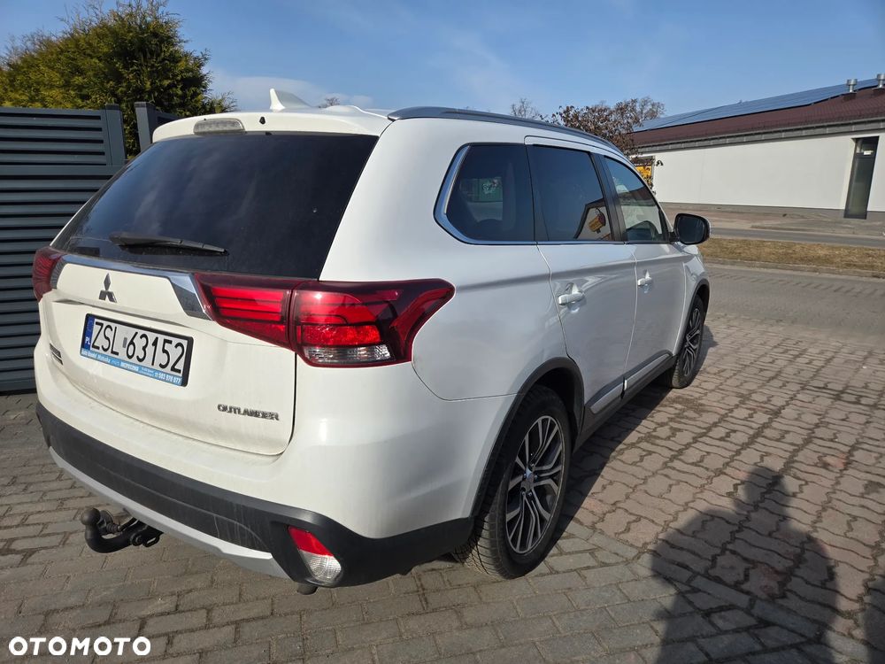 Mitsubishi Outlander 2.0 2WD CVT Diamant - 6