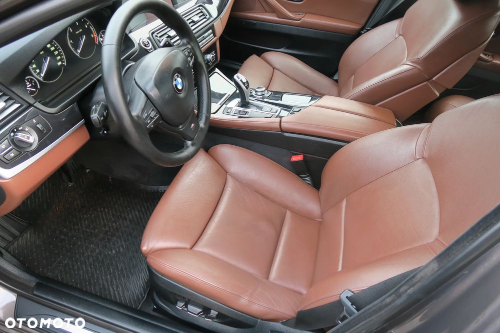 BMW Seria 5 525d - 6