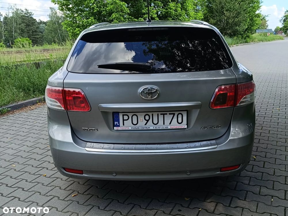 Toyota Avensis 2.0 Prestige NAVI - 14