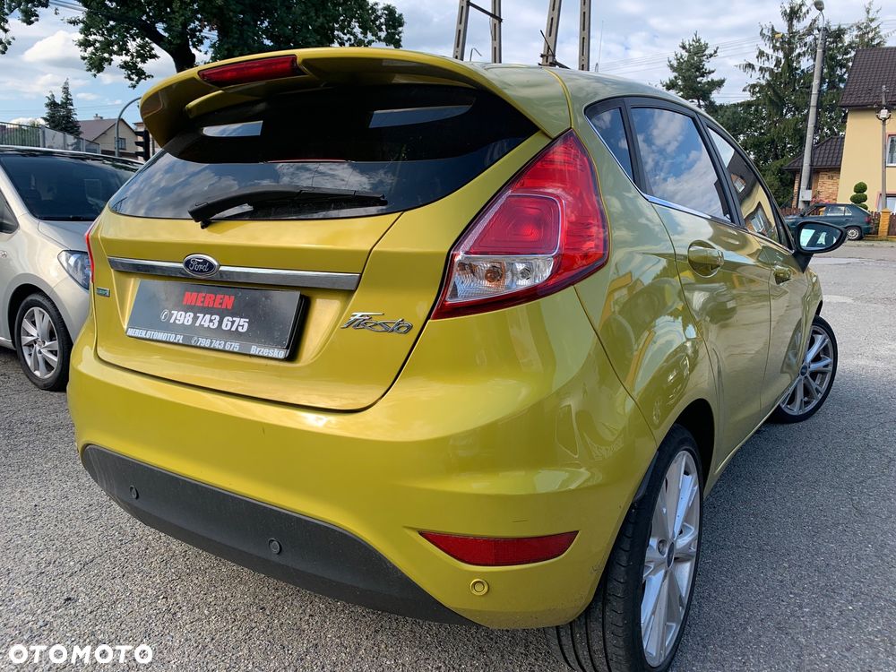 Ford Fiesta 1.0 EcoBoost S&S TITANIUM X - 4