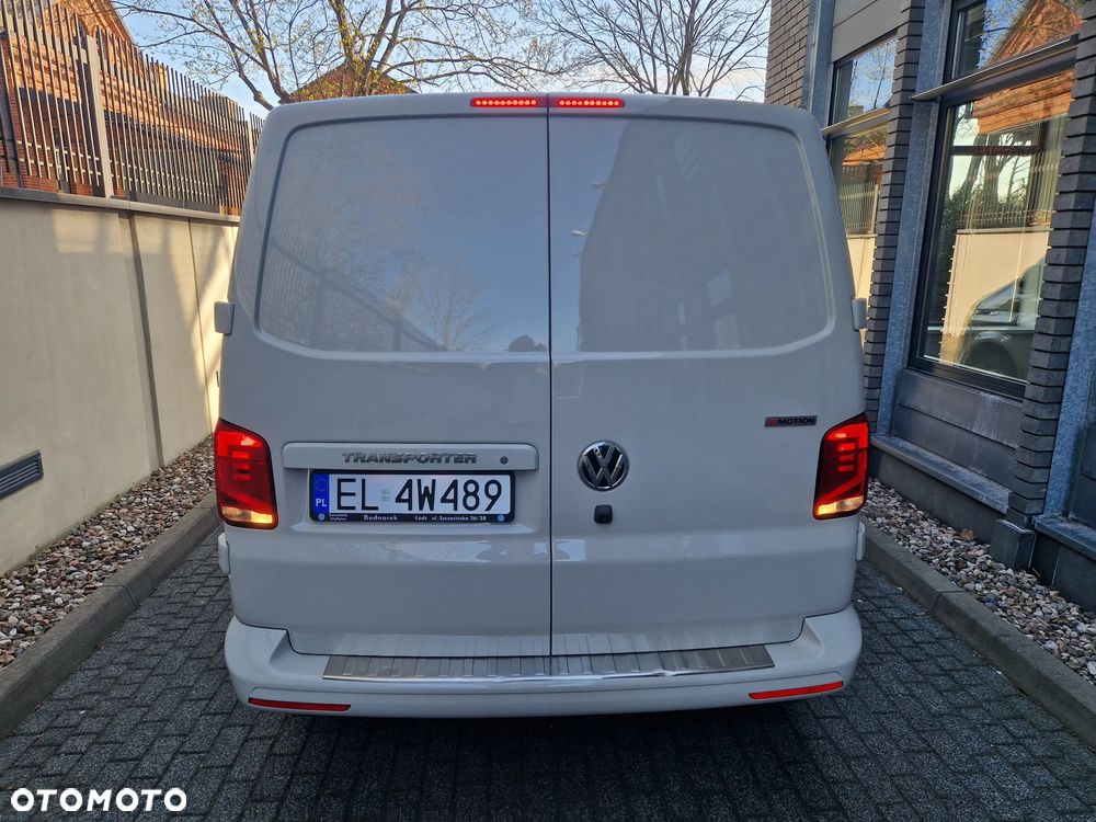 Volkswagen Transporter - 4