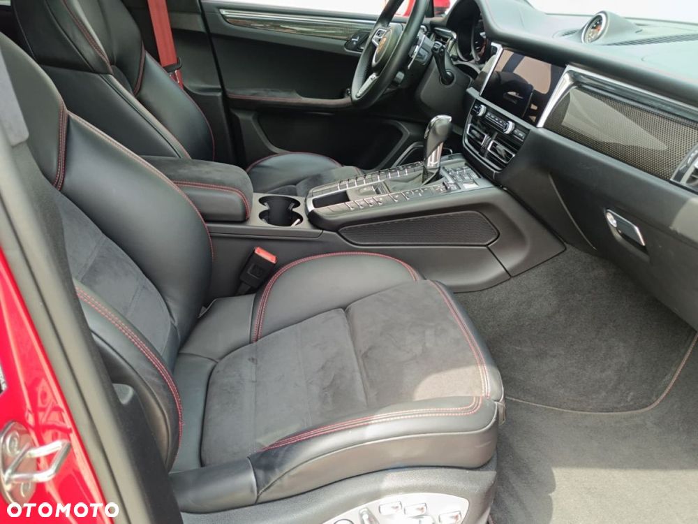 Porsche Macan - 27