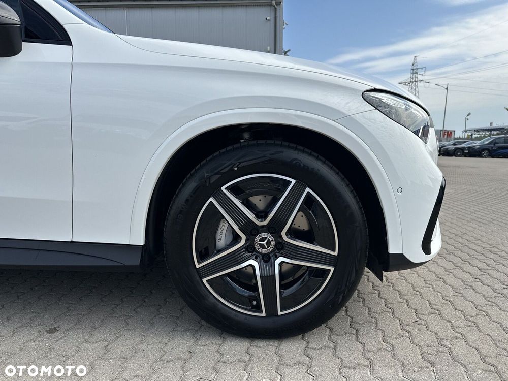 Mercedes-Benz GLC 220 d mHEV 4-Matic AMG Line - 12