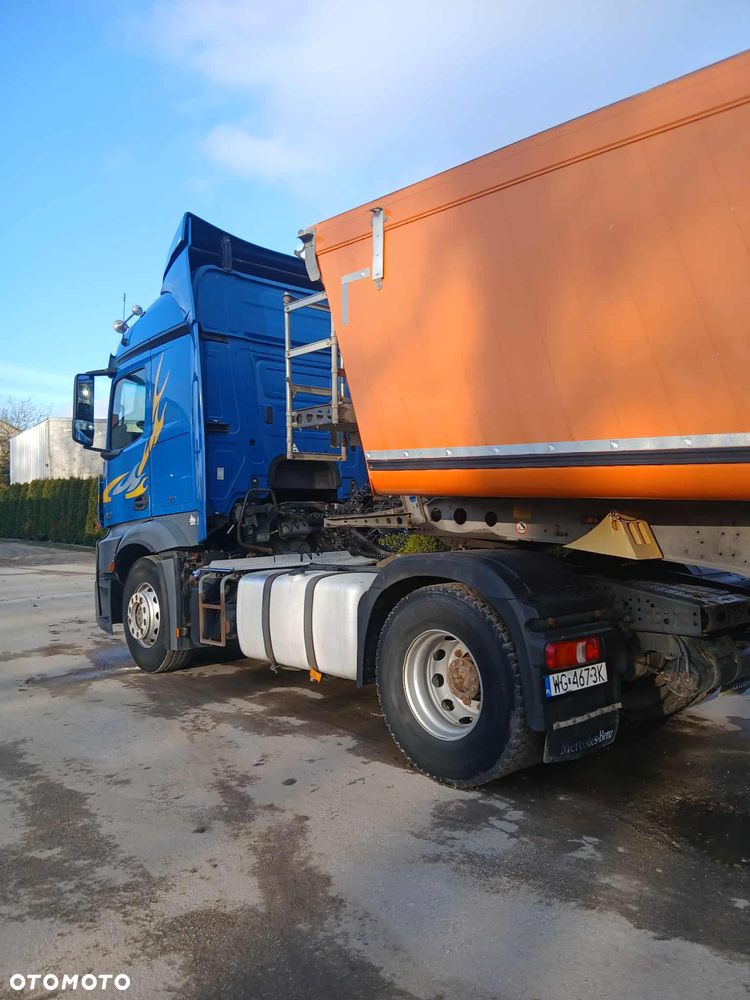 Mercedes-Benz 1845 - 4