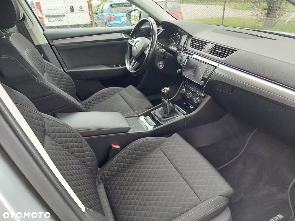 Skoda Superb 1.6 TDI GreenLine - 12