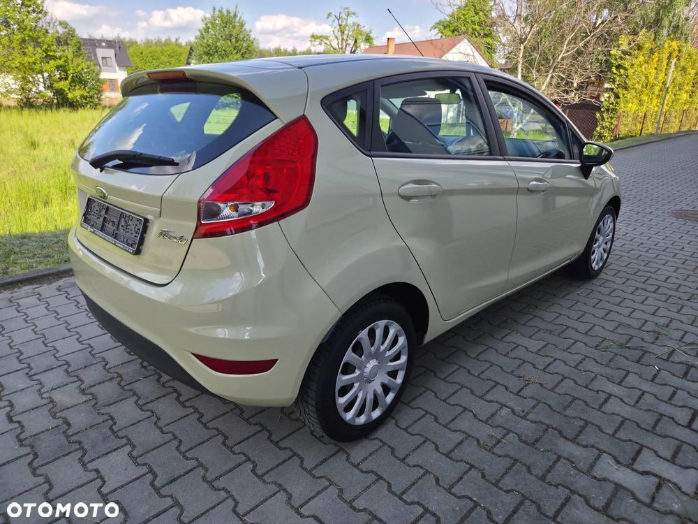 Ford Fiesta 1.25 Celebration - 2