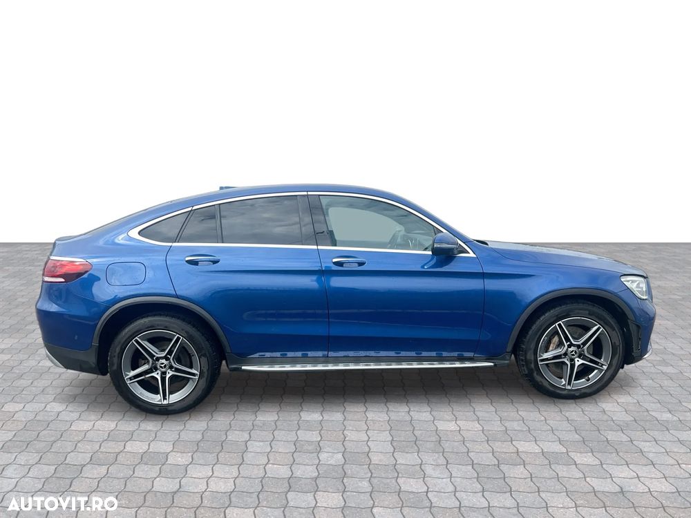 Mercedes-Benz GLC Coupe 300 4MATIC MHEV - 6