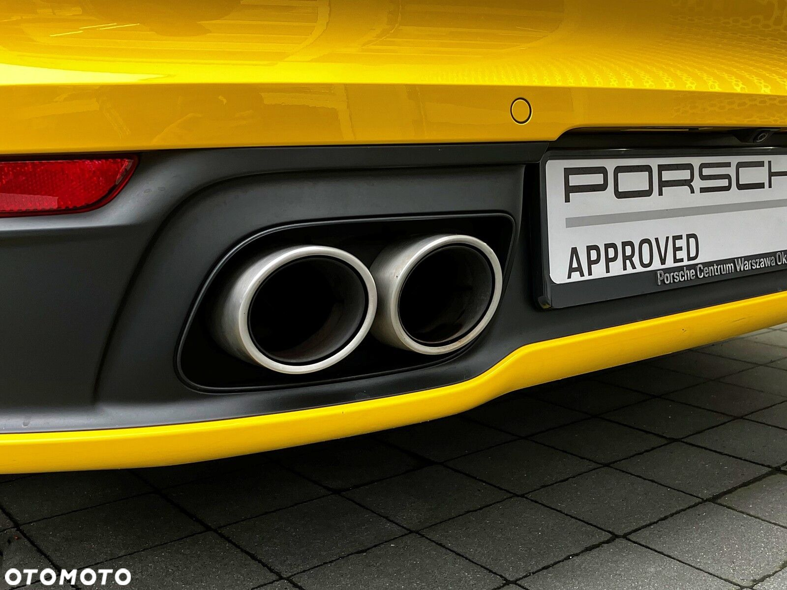 Porsche 911 Targa 4S - 40