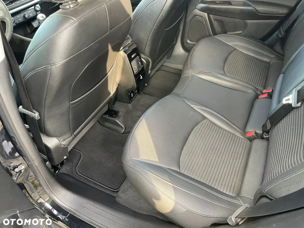 Jeep Compass 1.3 T-GDI I4 Limited - 24