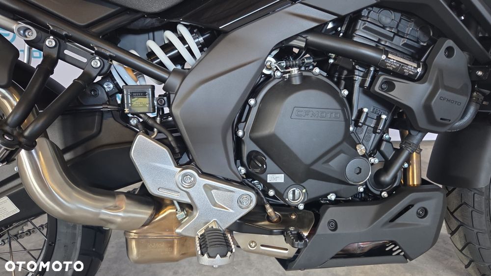CFMoto 700MT - 12