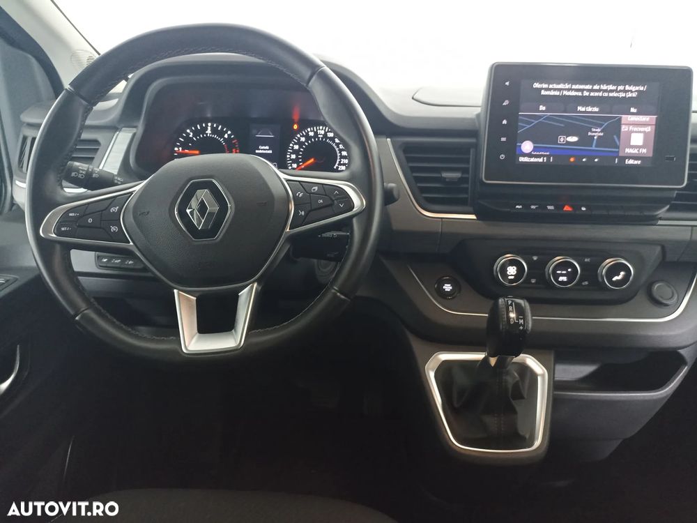Renault Trafic - 13