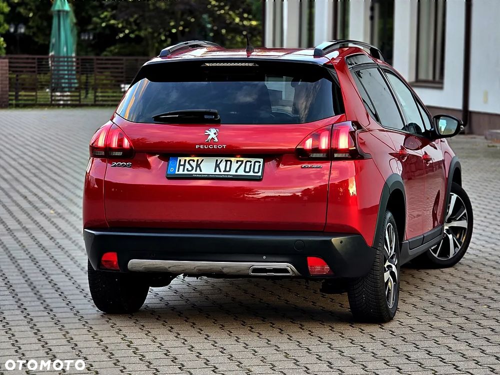 Peugeot 2008 BlueHDi 120 EAT6 Black Edition - 21