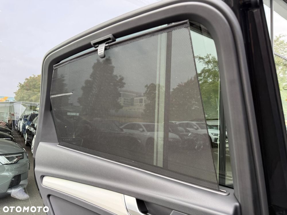 Audi Q5 Sportback - 16