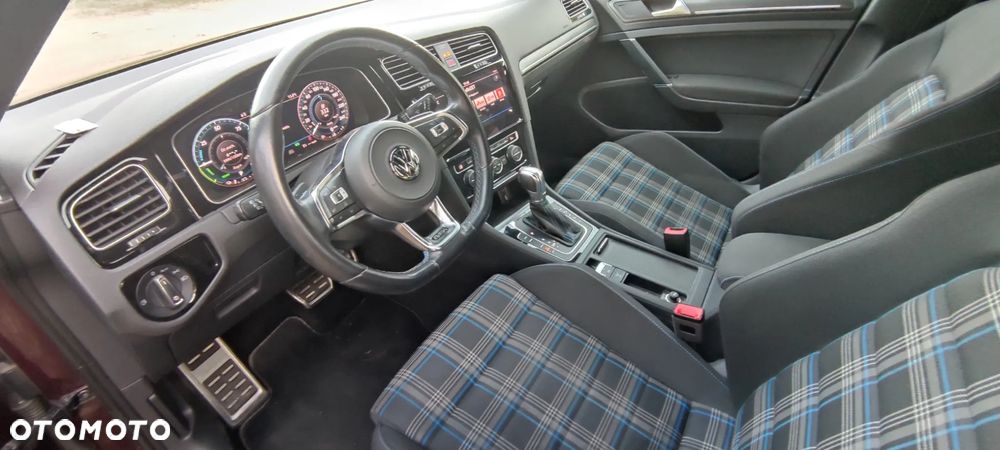 Volkswagen Golf 1.4 GTE Plug-In-Hybrid DSG - 23