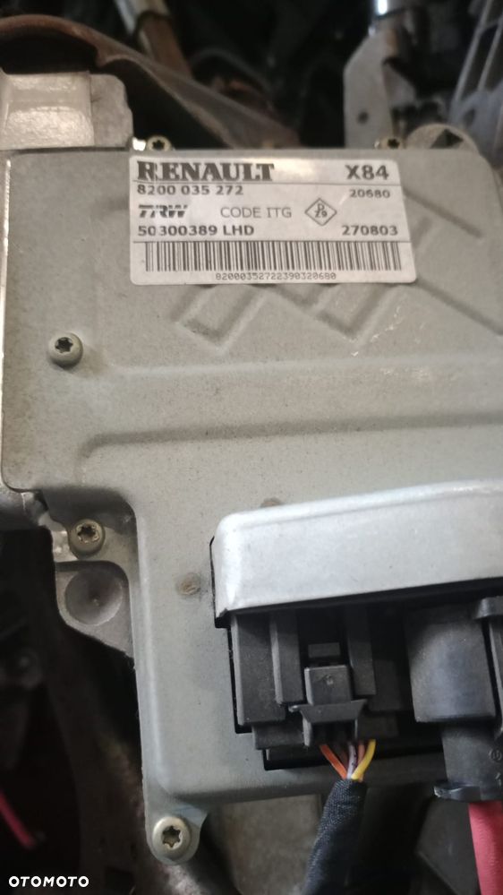Pompa wspomagania Renault Scenic II – X84 8200035272 – 200 zł