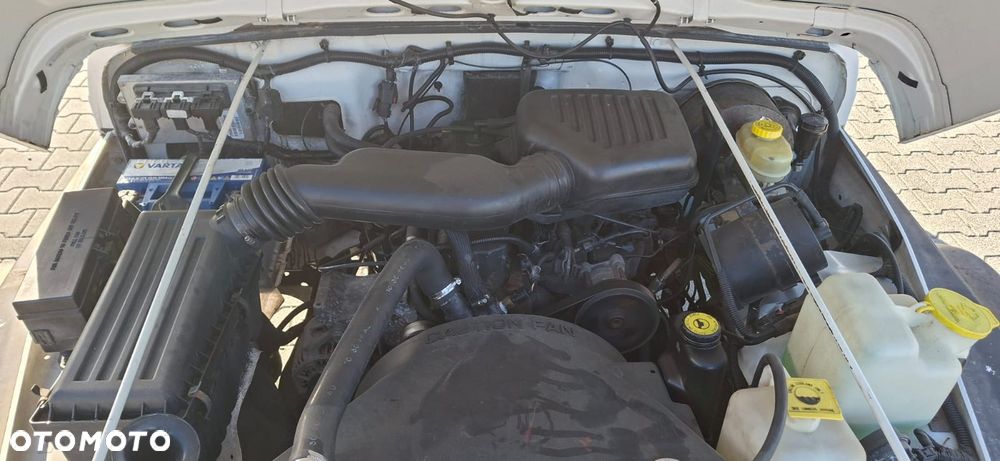 Jeep Wrangler 2.5L - 19