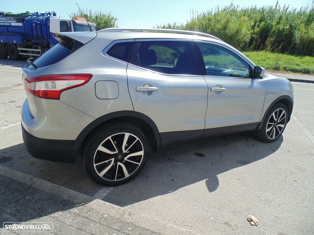Nissan Qashqai 1.6 dCi Tekna Premium 18 360 - 10