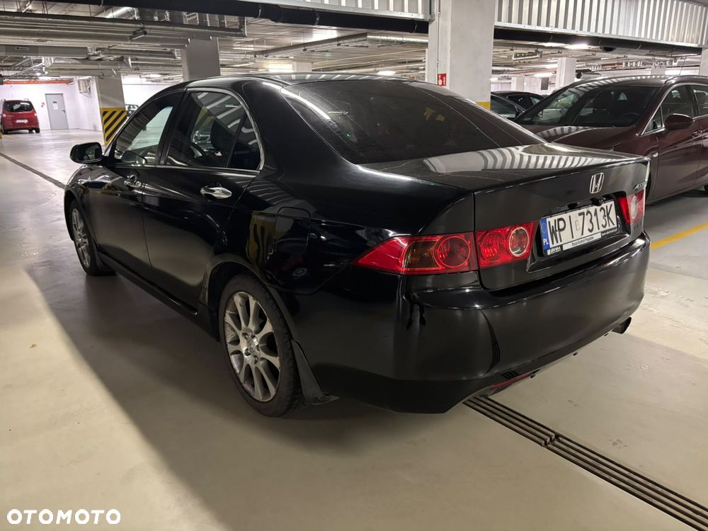 Honda Accord 2.0 Executive - 5