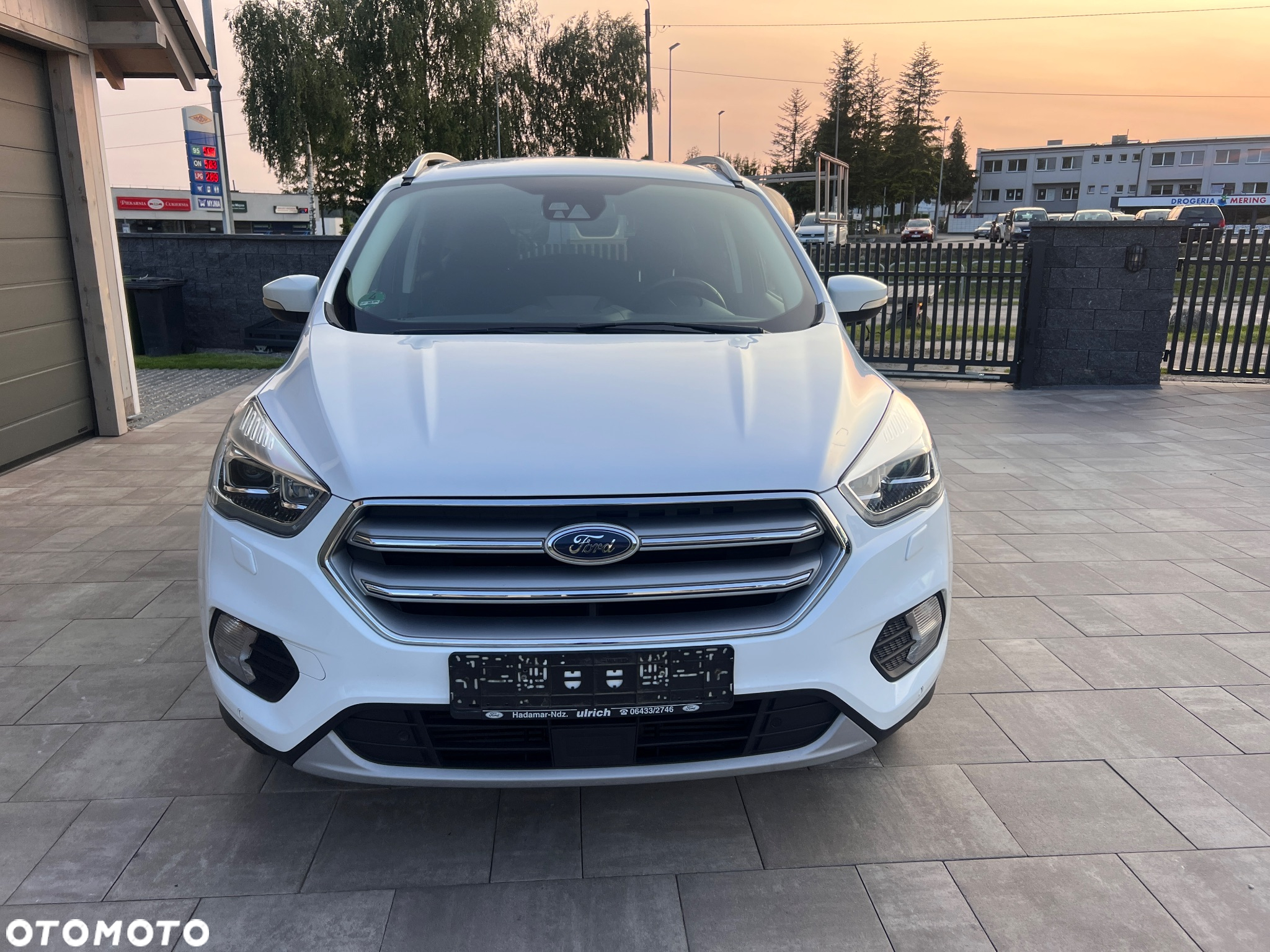 Ford Kuga 2.0 TDCi 4x4 Cool & Connect - 8