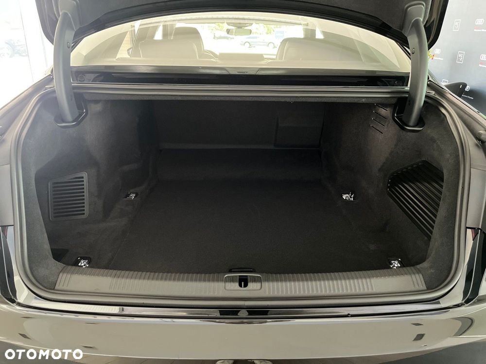 Audi A8 - 18