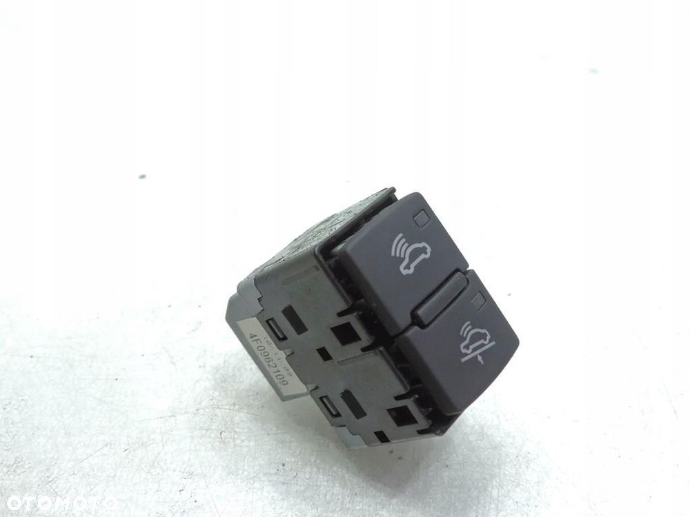 PRZEŁĄCZNIK ALARMU AUDI A3 8P LIFT - 6