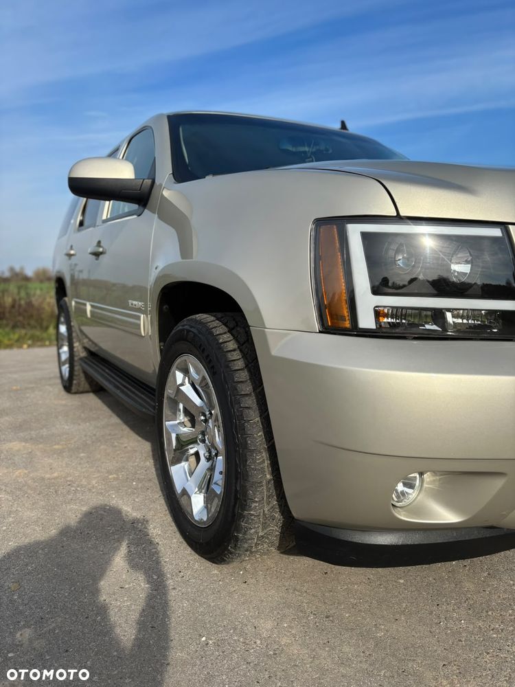 Chevrolet Tahoe - 9