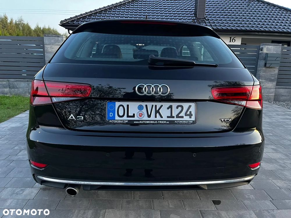 Audi A3 1.6 TDI S tronic - 18