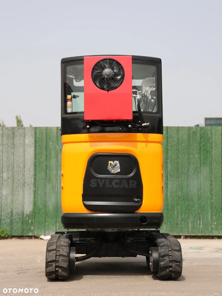 Inny Minikoparka Sylcar 25 - 9