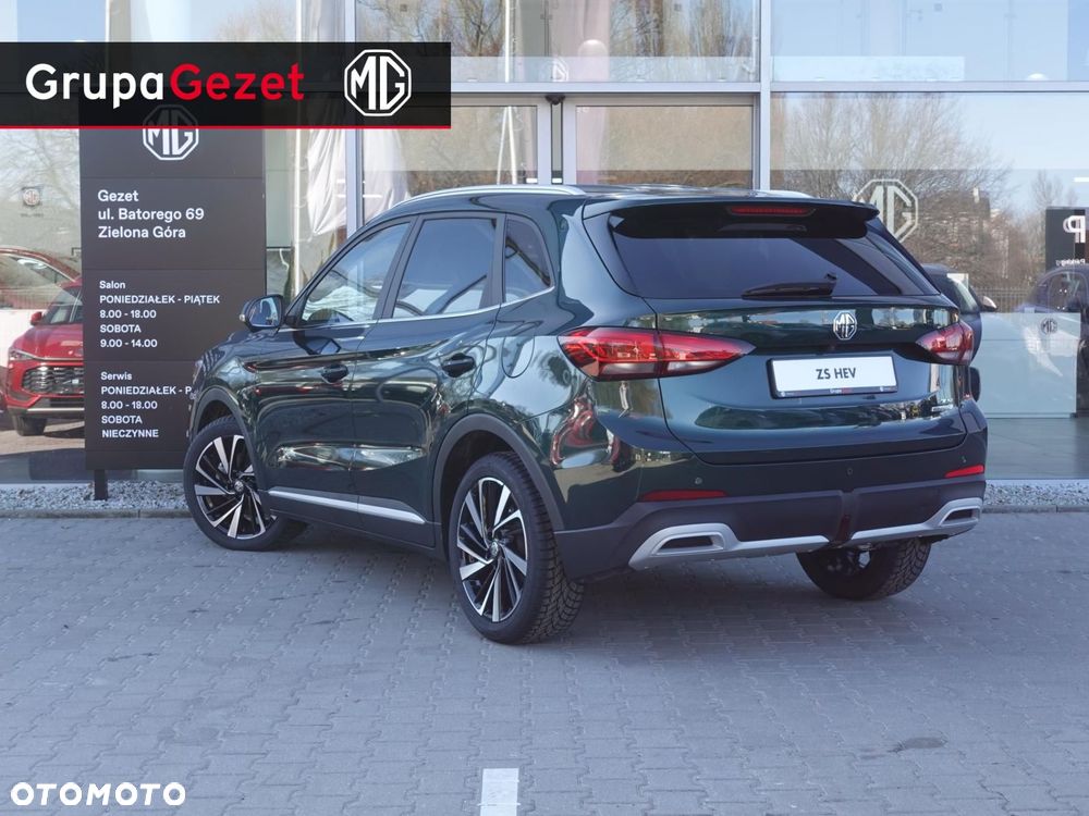 MG ZS - 3