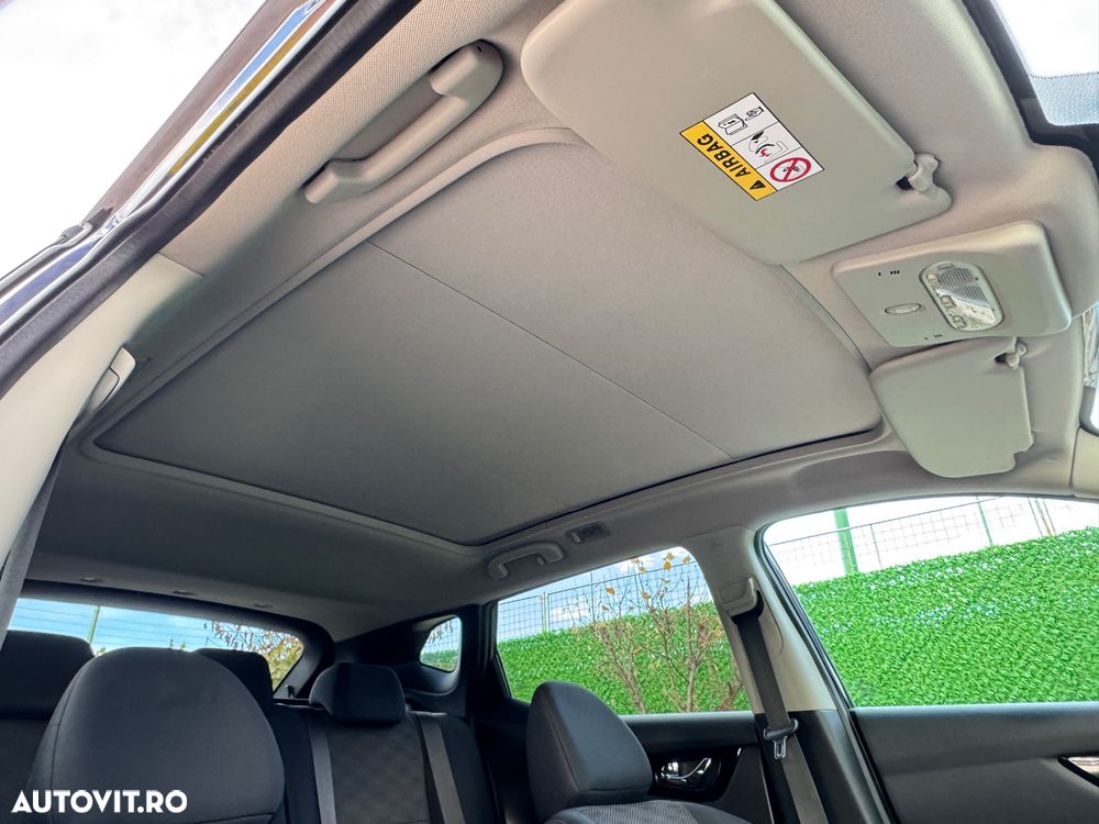 Nissan Qashqai 1.6 DCI N-Connecta - 11
