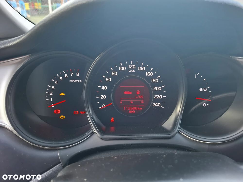 Kia Ceed - 5