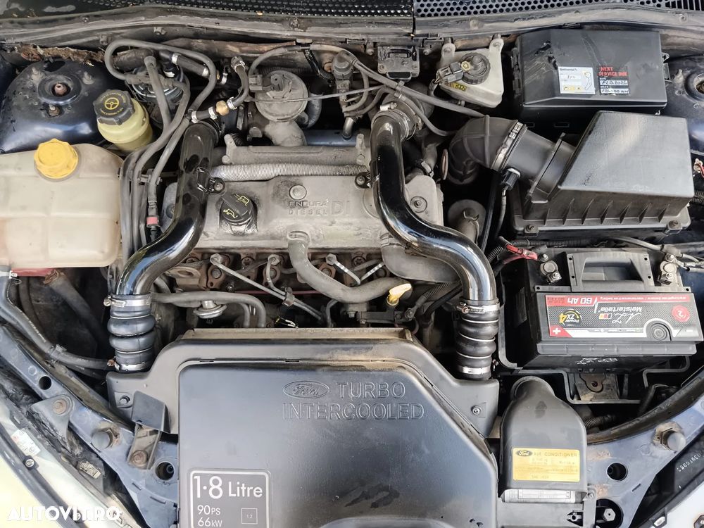 Ford Focus 1.8 TDDI Comfort - 6
