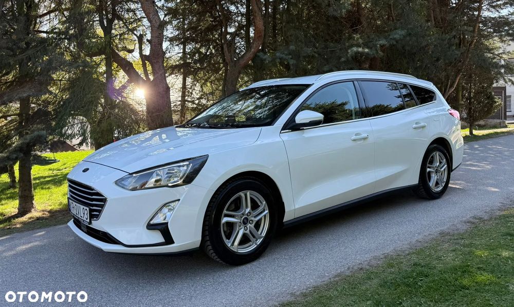 Ford Focus 1.0 EcoBoost Titanium - 1