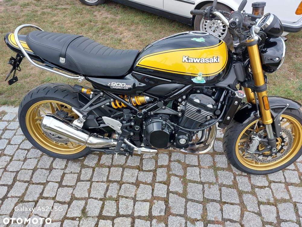 Kawasaki Z 900 RS - 14