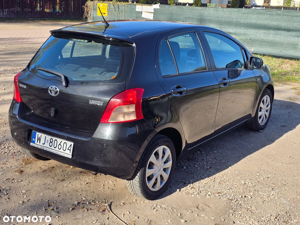 Toyota Yaris - 3