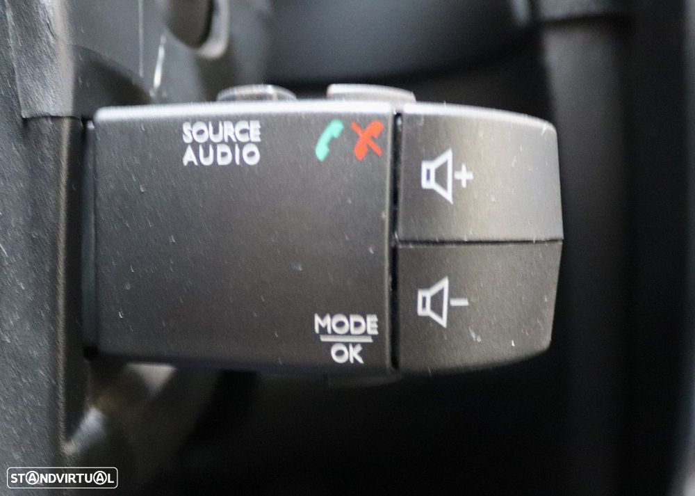 Renault Clio 0.9 TCe Limited - 16